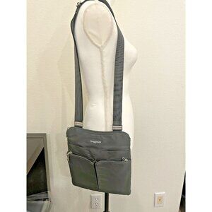 Baggallini Crossbody Travel Bag Purse‎ Gray & Purple Travel Everyday Casual
